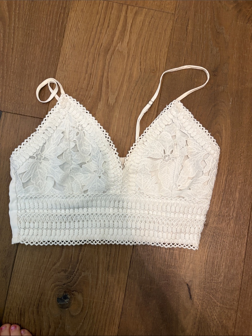 Love Tree White Crochet Lace Bralette Crop Top